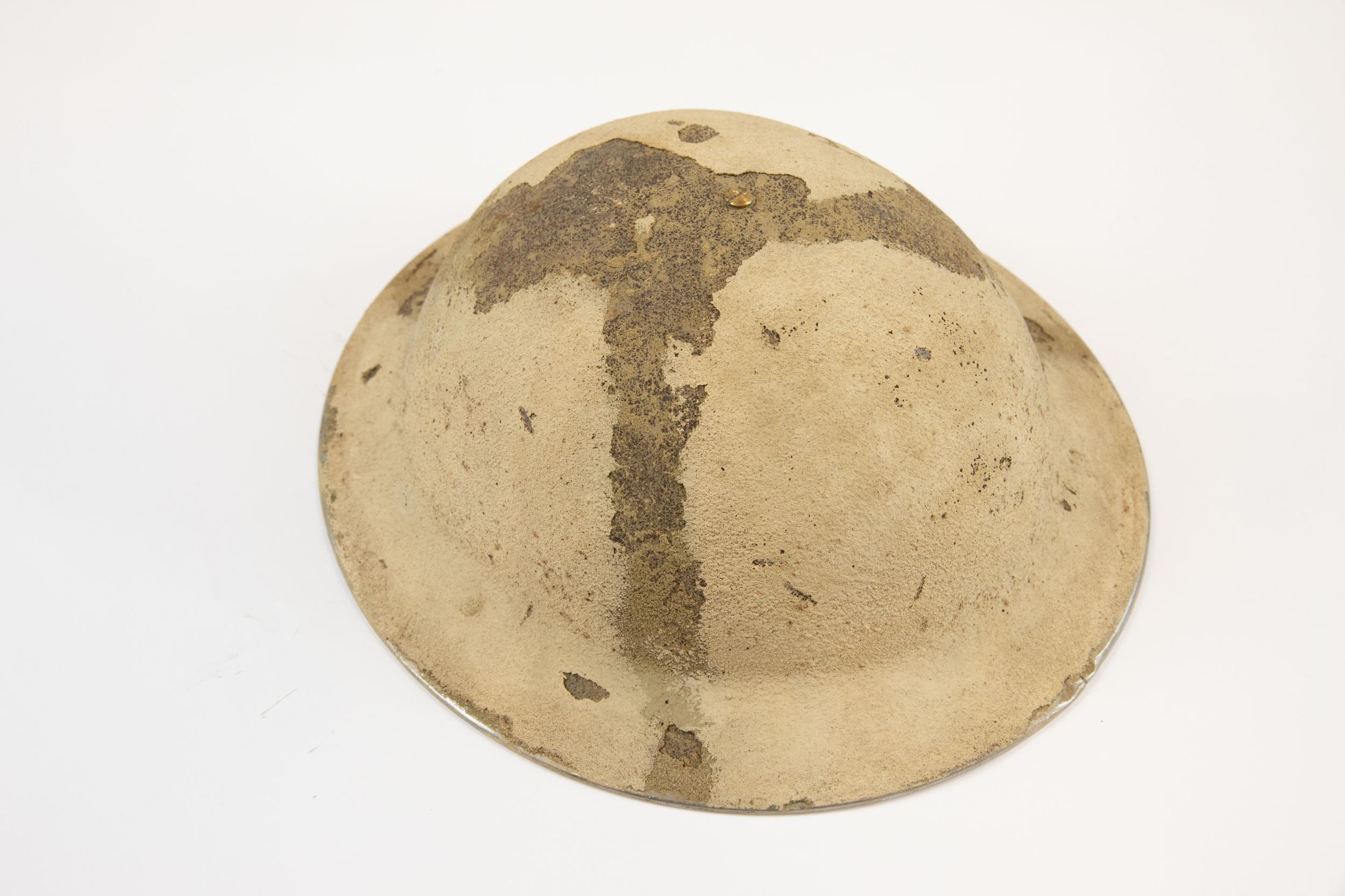 A British WWII Mk 2 steel helmet, the skull with textured desert camouflage finish and painted Royal - Image 2 of 2