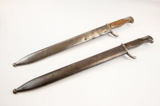 An Imperial German M1898/05 bayonet, blade 14½" marked "Waffen fabrik Mauser A6 Oberndorff", steel