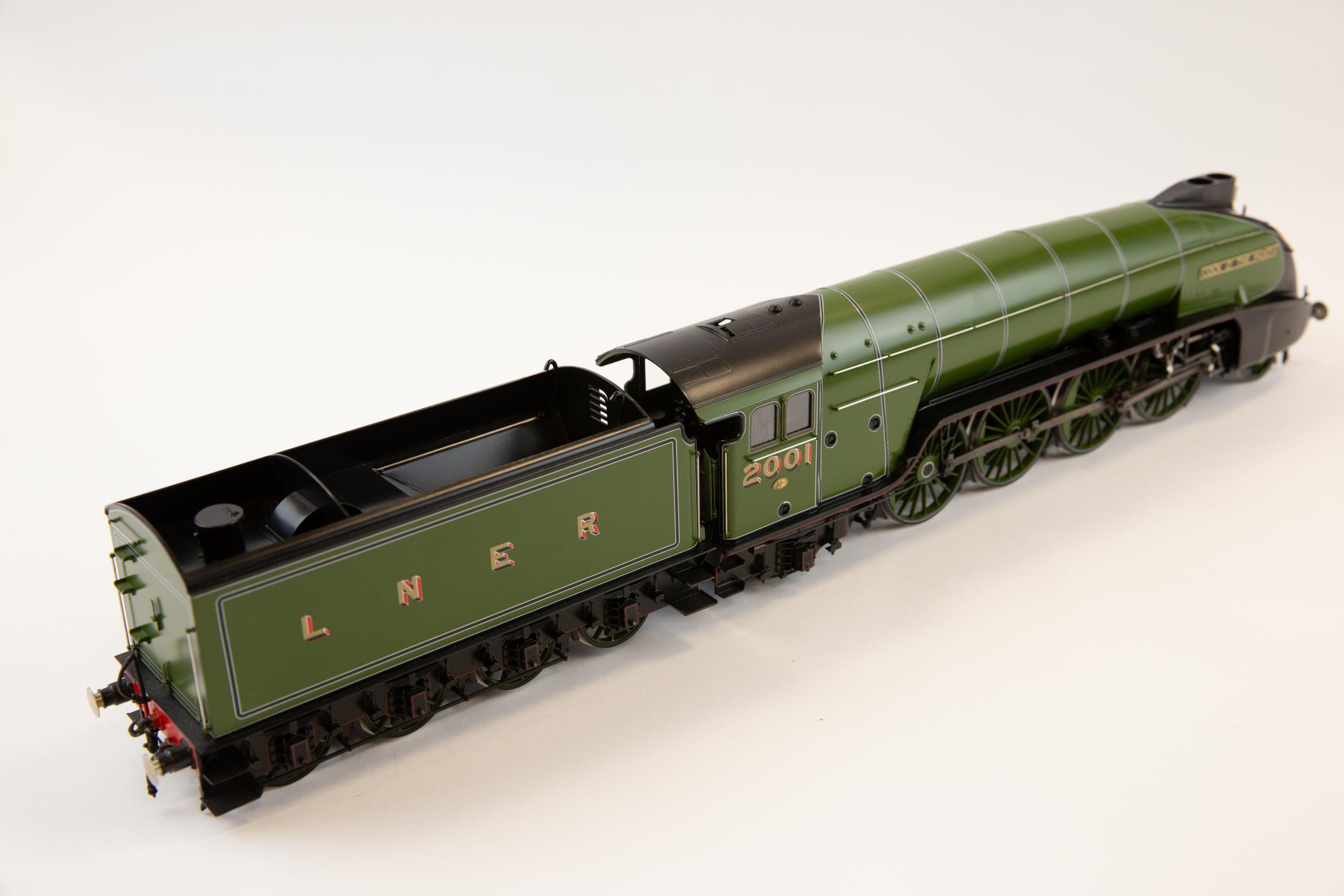 L.H. Loveless & Co 2-rail O gauge Class P2 LNER 2-8-2 Streamlined locomotive and 8 wheeled - Image 2 of 2