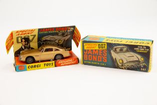 Corgi 261 James Bond Aston Martin D.B.5 from the film "Goldfinger". Boxed with minor wear, comes