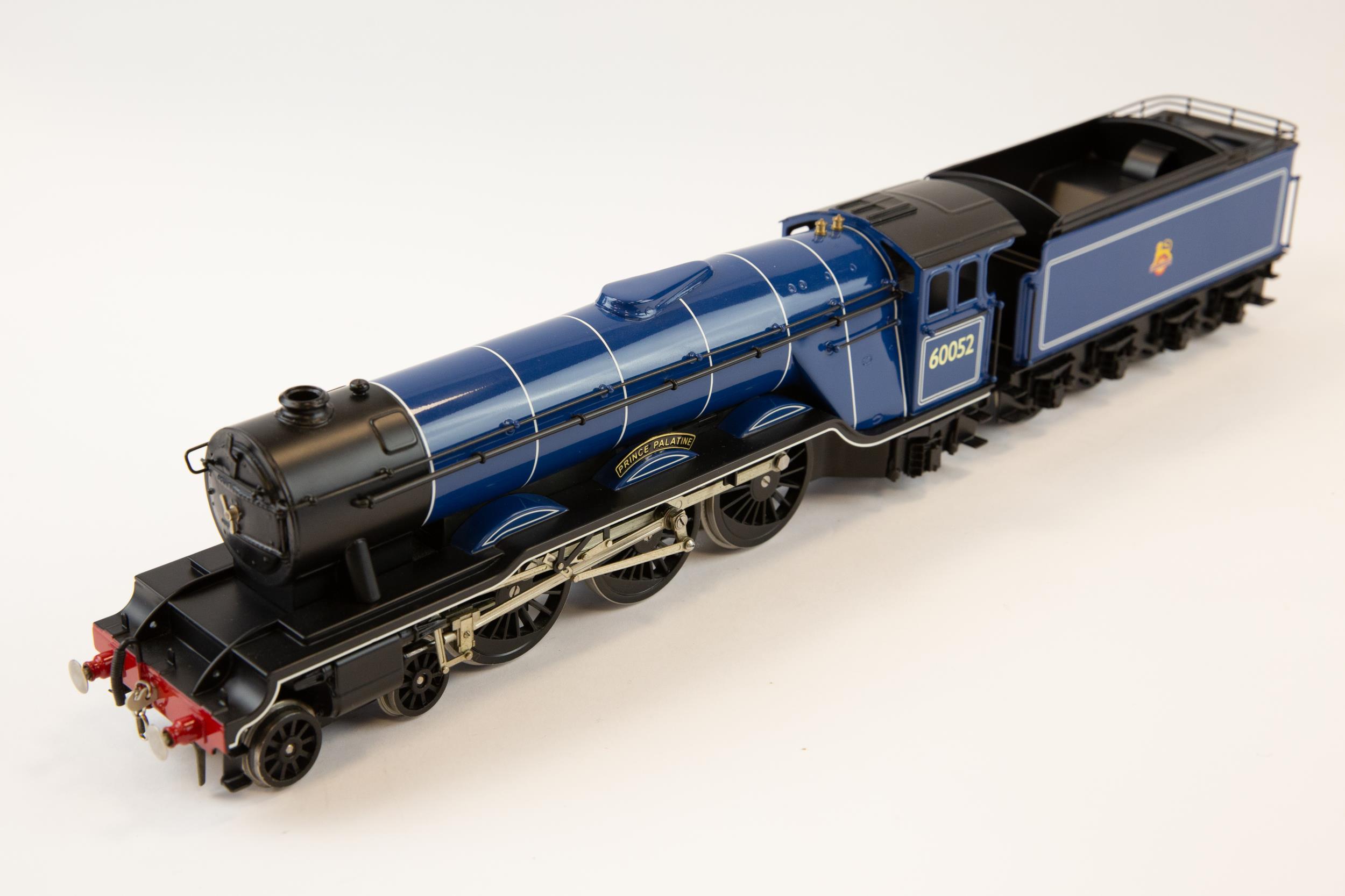 Modern Bassett-Lowke 3-rail O gauge electric LNER Class A3 4-6-2 Pacific Locomotive number 60052 "