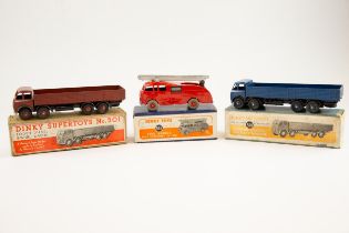 3 Dinky toys, to include first cab No.501 Foden diesel 8- wheel wagon finished in deep marron body