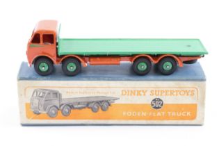 Dinky Supertoys Foden Flat Truck (502). 1st type with DG cab, cab and chassis in deep orange, rear