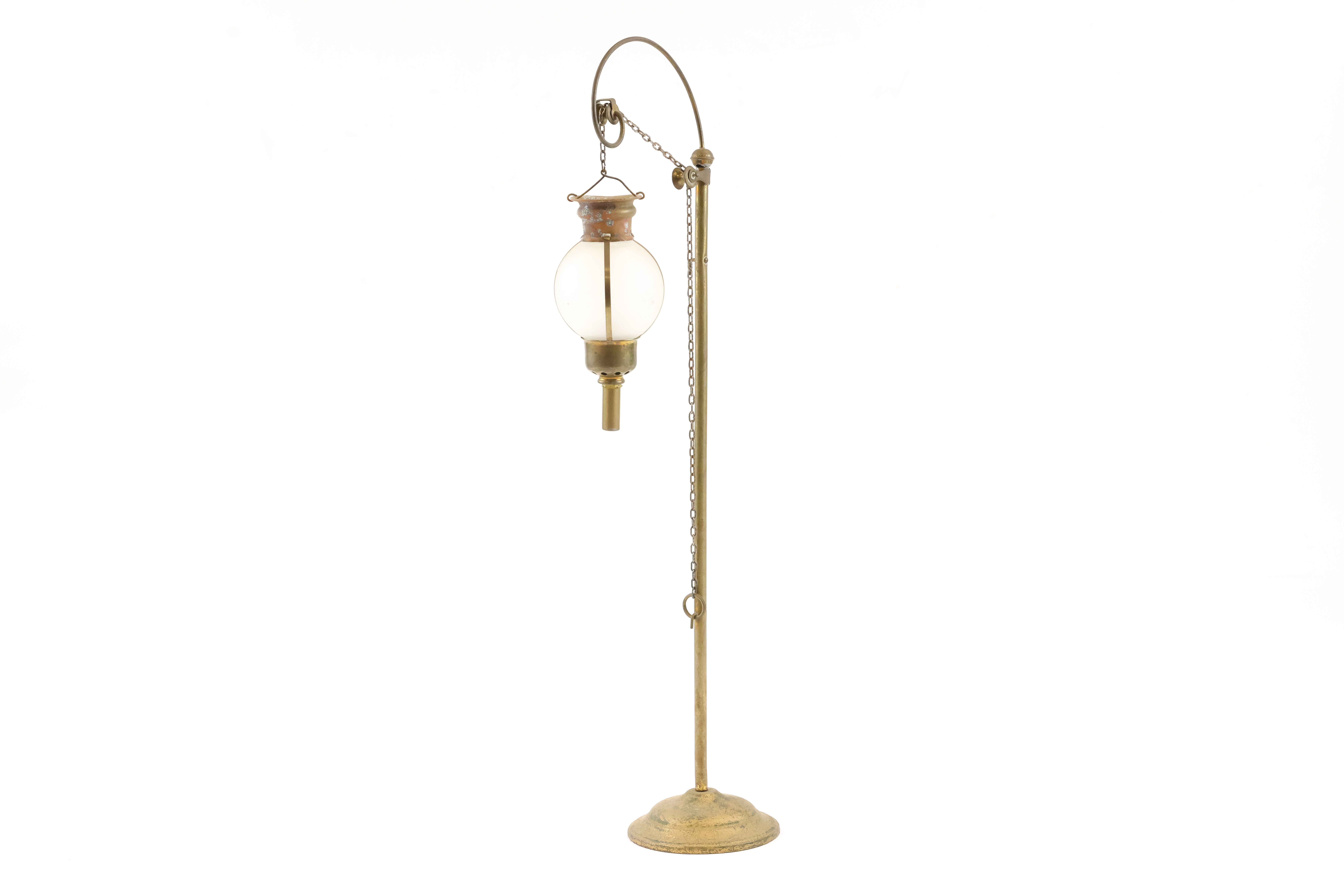 Marklin very early cast metal & Tinplate street lamp post. Its finished in gold with gold circular