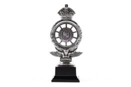 An RAC full members badge with MC815095 members number on plinth. EV 11R C.1910, stamped