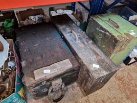 3 wooden toolboxes ( empty ).
