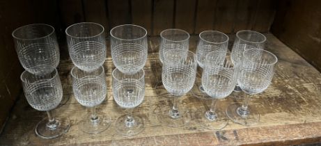 Baccarat crystal - 12 vintage glasses in the ‘Nancy’ design comprising a set of 6 glasses 12.5cm