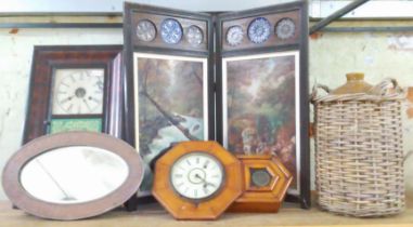A mixed lot comprising a screen with oil painting panels and etched coloured glass roundels, two
