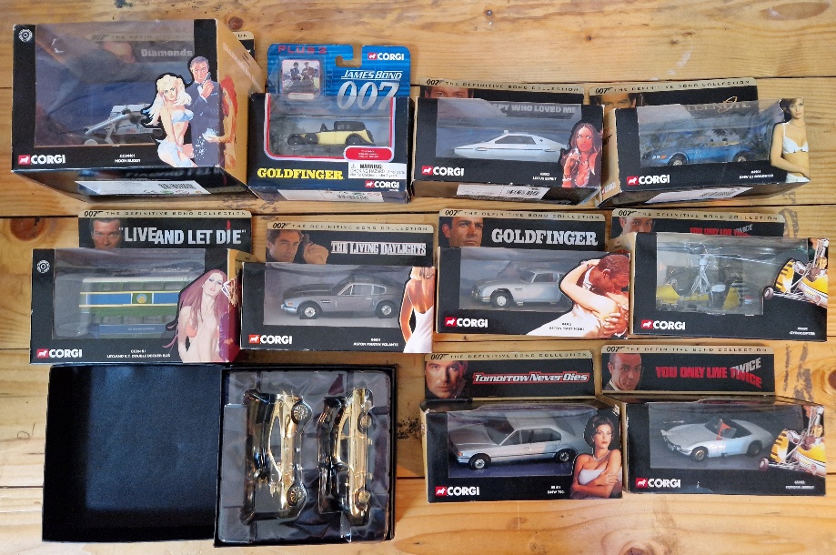 Twelve assorted 007 Corgi model vehicles.