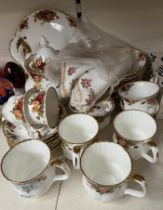 33 pieces of Royal Albert Old Country Roses tea wares including teapot, together with 6 matching