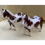 Two Beswick Piebald horses, height appx 17cm