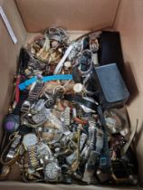 A box of approximately 100 ladies and gents watches.