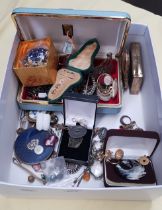 A box of jewellery including costume jewellery, silver, musical jewellery box, etc.