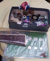 A box assorted world coins & banknotes