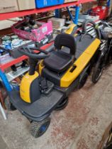 A Stiga Swift EPower 372E/R72Li 48 V2 ride on lawn mower, with fast charger and slow charger, 4