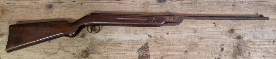 A Diana mod 27 .177 calibre break barrel air rifle, 106cm long. (BUYER MUST BE 18 YEARS OLD OR ABOVE