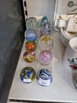 10 glass paperweights including Uredale Glass (Yorkshire), Caithness etc