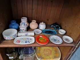 15 items of Poole pottery