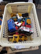 A box of die cast model vehicles including Matchbox, Corgi, Lesney, Dinky, tin plate cars, etc,