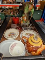 A mixed lot comprising Wade whimseys, Wedgwood & Royal Doulton Bunnykins plates, compacts, novelty