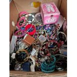 A box os assorted costume jewellery