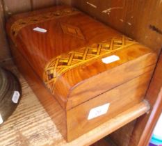 A Victorian inlaid walnut jewellery/sewing box containing a collection of playing cards.