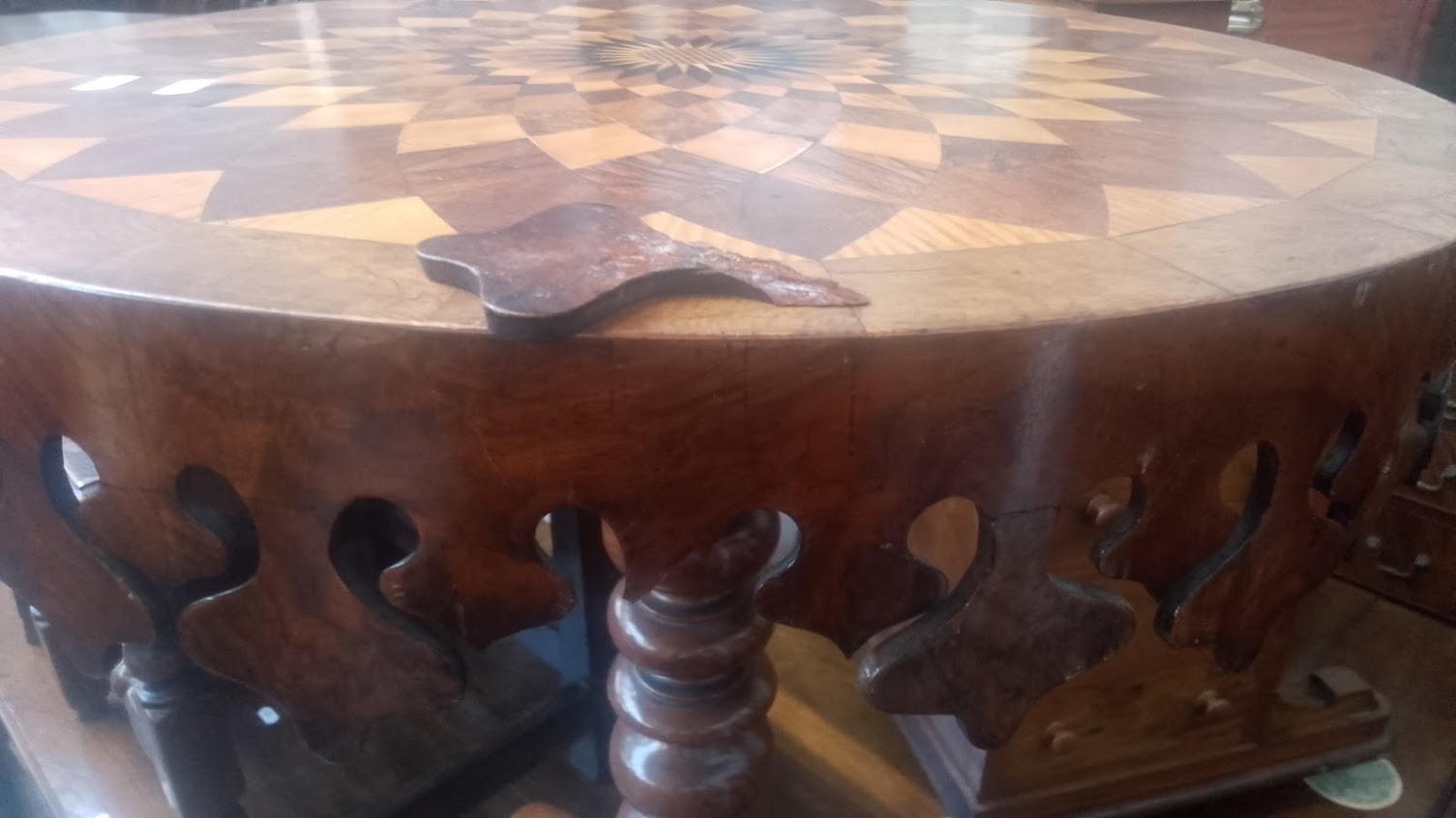 A Victorian oak and walnut parquetry inlaid pedestal table with various specimen woods to the top. - Image 4 of 9