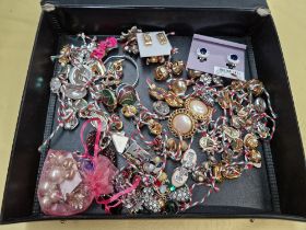 Box of costume jewellery