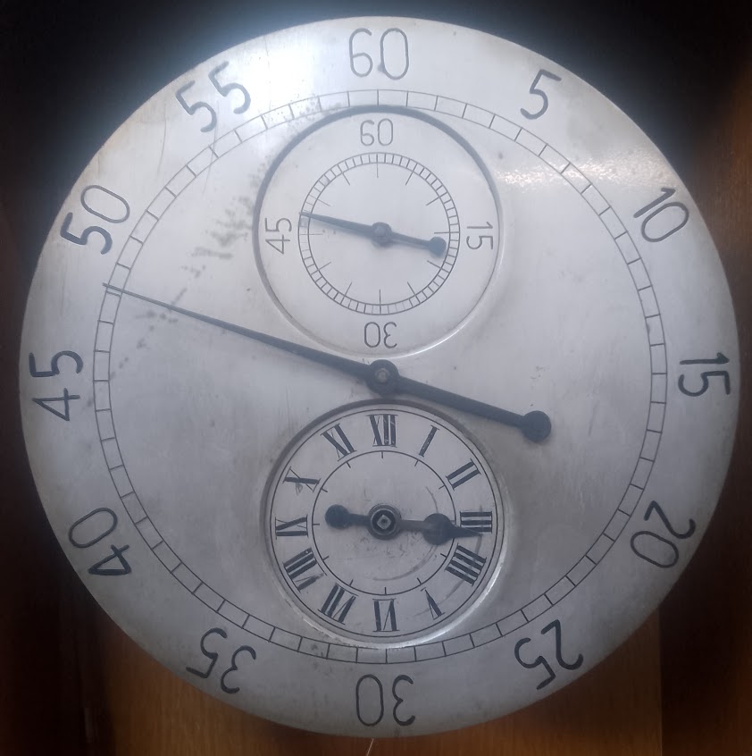 A mid 20th century oak cased Granddaughter clock. - Image 3 of 3