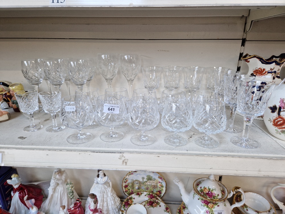 Quality crystal wine glasses by Waterford, Edinburgh etc. (25 glasses) together with a pair of
