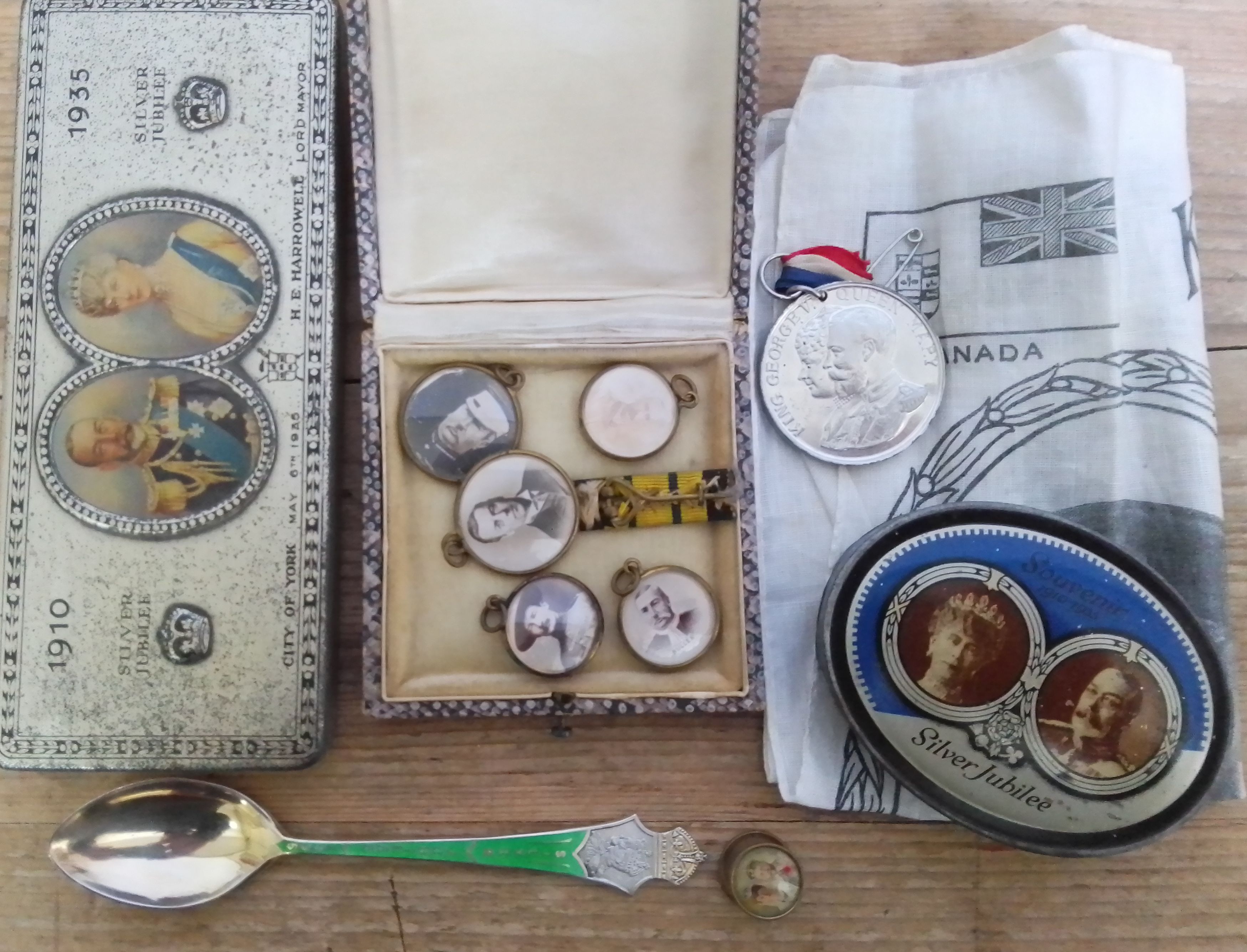 A collection of George V commemorative items together with generals portrait miniatures.
