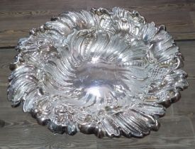 A late Victorian repousse silver bowl, Walker & Hall, Sheffield 1897, diameter27cm, weight 13.