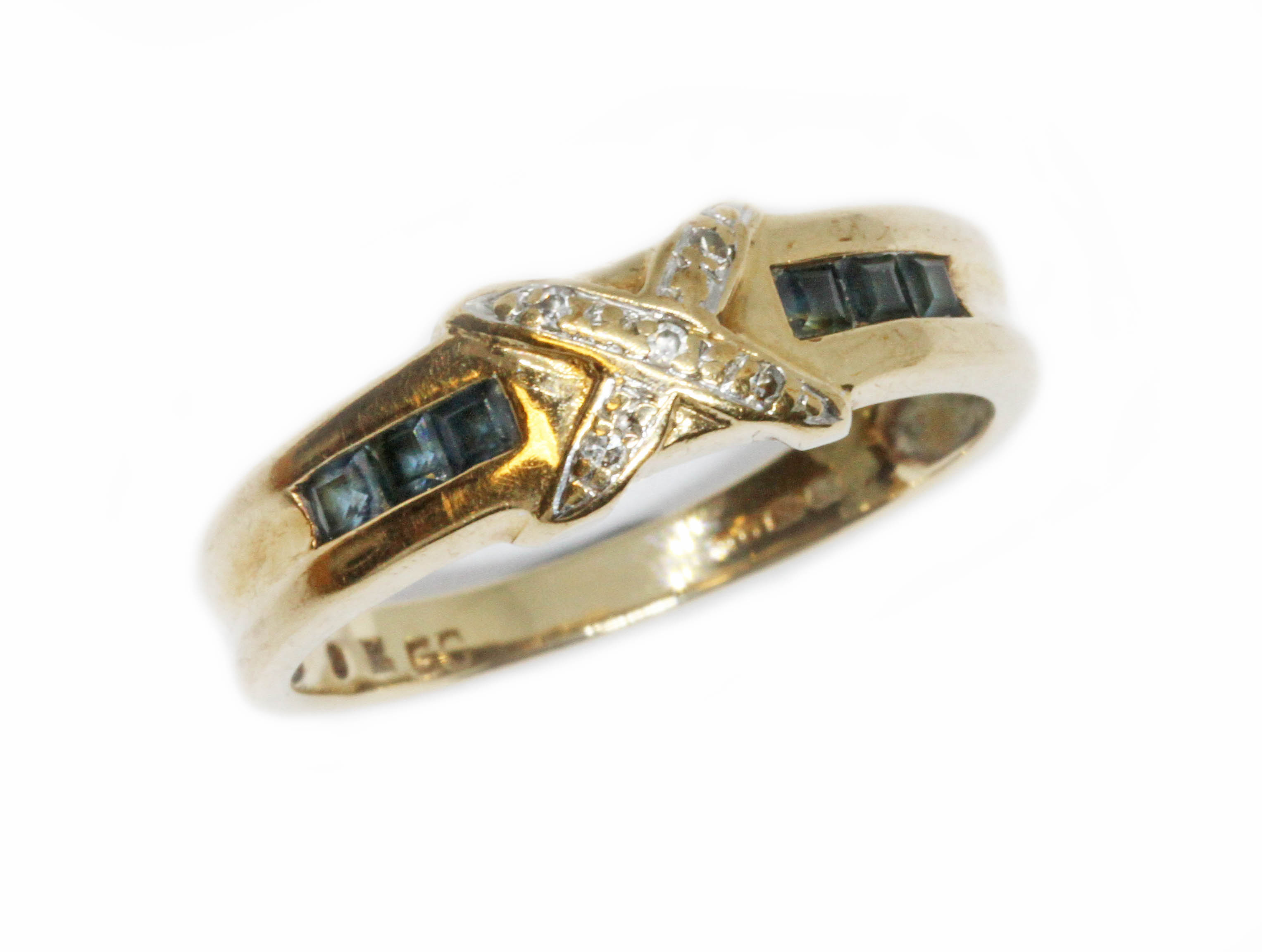 A diamond and sapphire ring, 9ct gold import marks, gross weight 2g, size l.