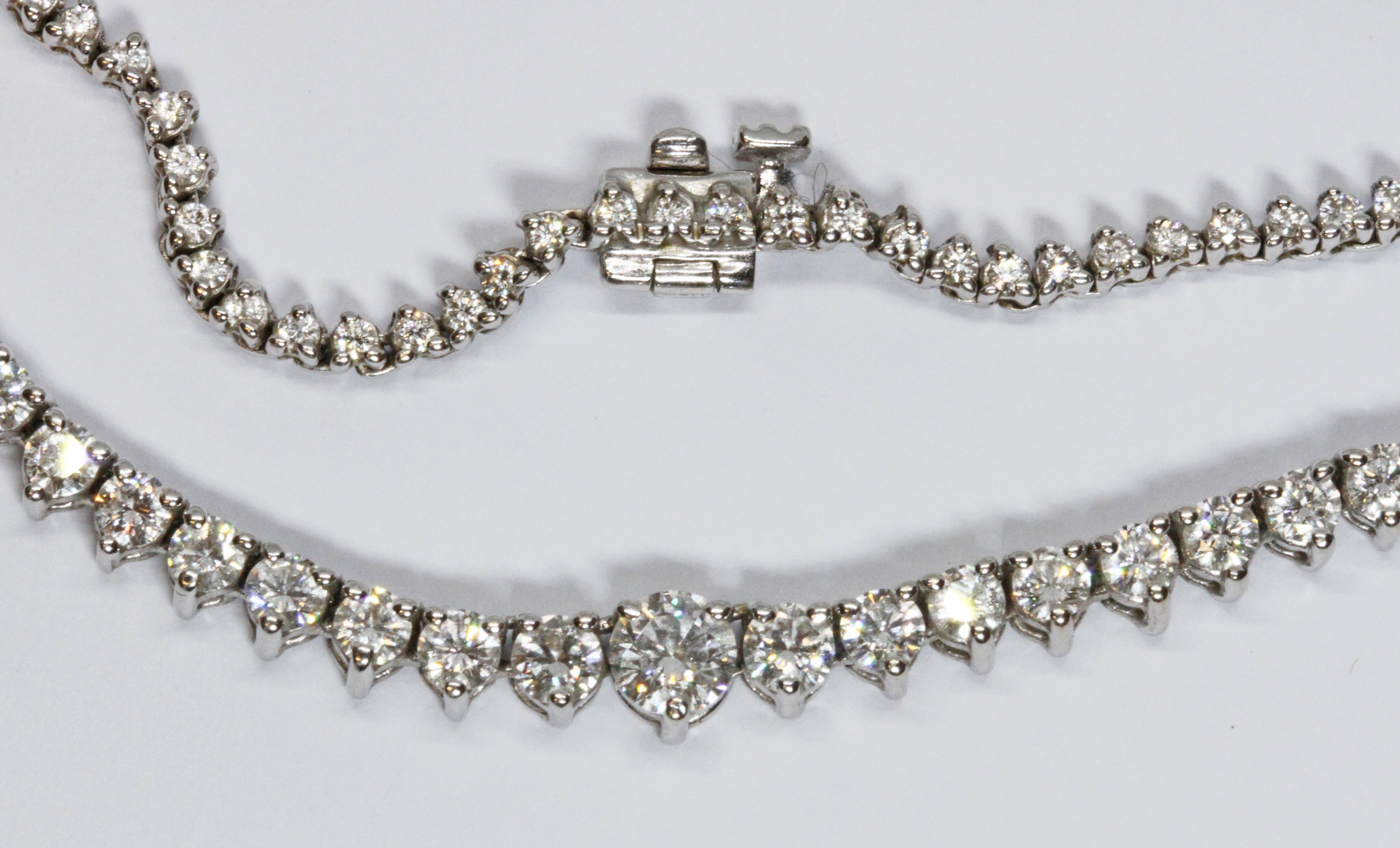 A diamond rivière necklace, the graduated round brilliant cut stones weighing approximately 8 carats - Image 3 of 3