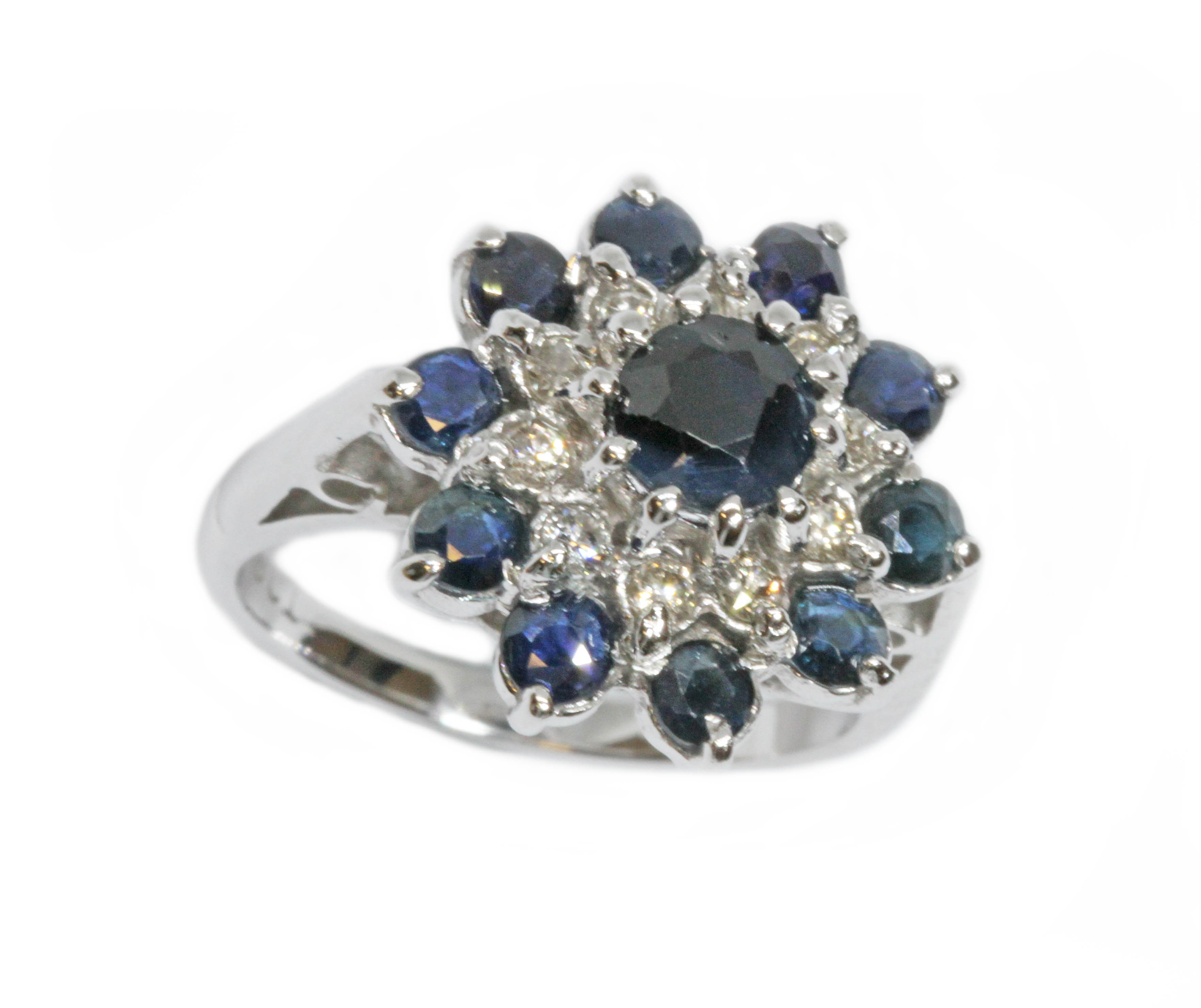 A diamond and sapphire cluster ring, the cluster measuring approximately 16mm in diameter, white - Image 5 of 5