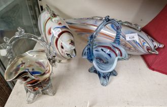 Art glass - 2 fish, largest approx 52cm long together with 2 similar baskets