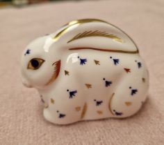 Royal Crown Derby rabbit paperweight