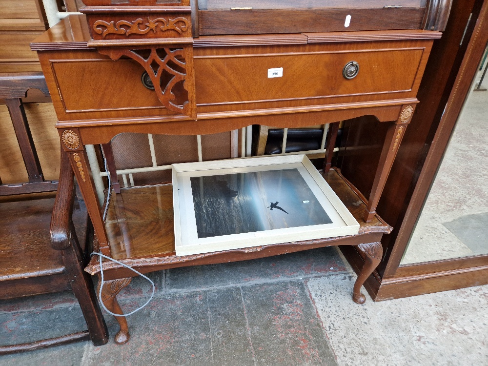 A mixed lot comprising Dynatron radiogram, framed print and a mahogany coffee table.