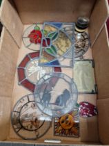 Box of mainly leaded glass small panels