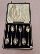 A cased set of six hallmarked silver teaspoons.