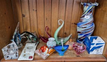 Art glass - 12 items including Mdina, boxed Caithness mini heart bowl etc.