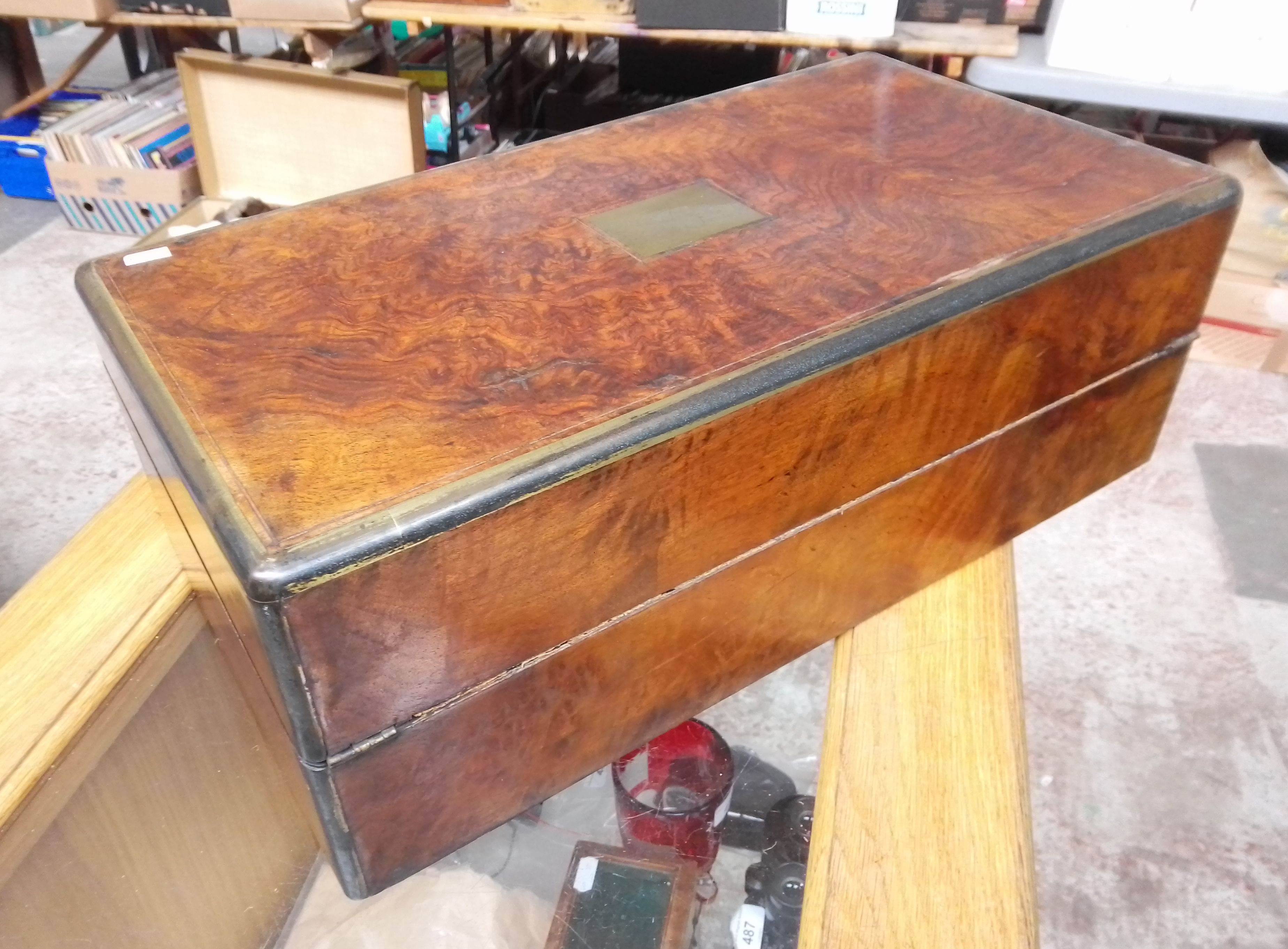 A 19th century burr walnut brass inlaid writing slope - Image 4 of 6