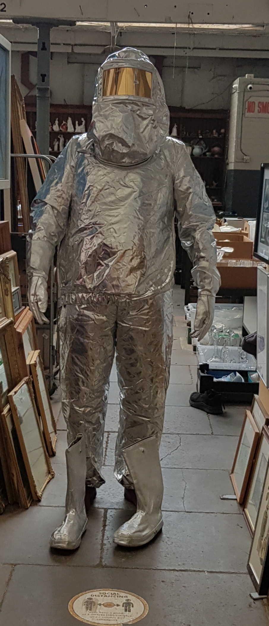 A 1988 aluminium heat protection suit by Isotemp Vorndamme consisting jacket, pants, gloves and - Image 2 of 2