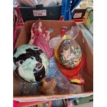 A mixed lot comprising Franklin Mint Sleeping Beauty figurine, Murano glass bowl and decorative