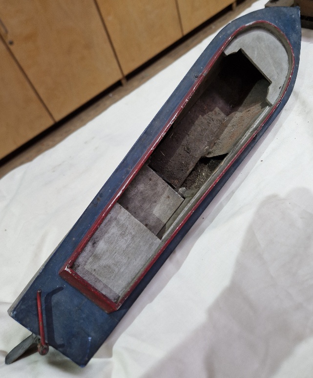 A live steam model boat, length 62cm - Image 4 of 9