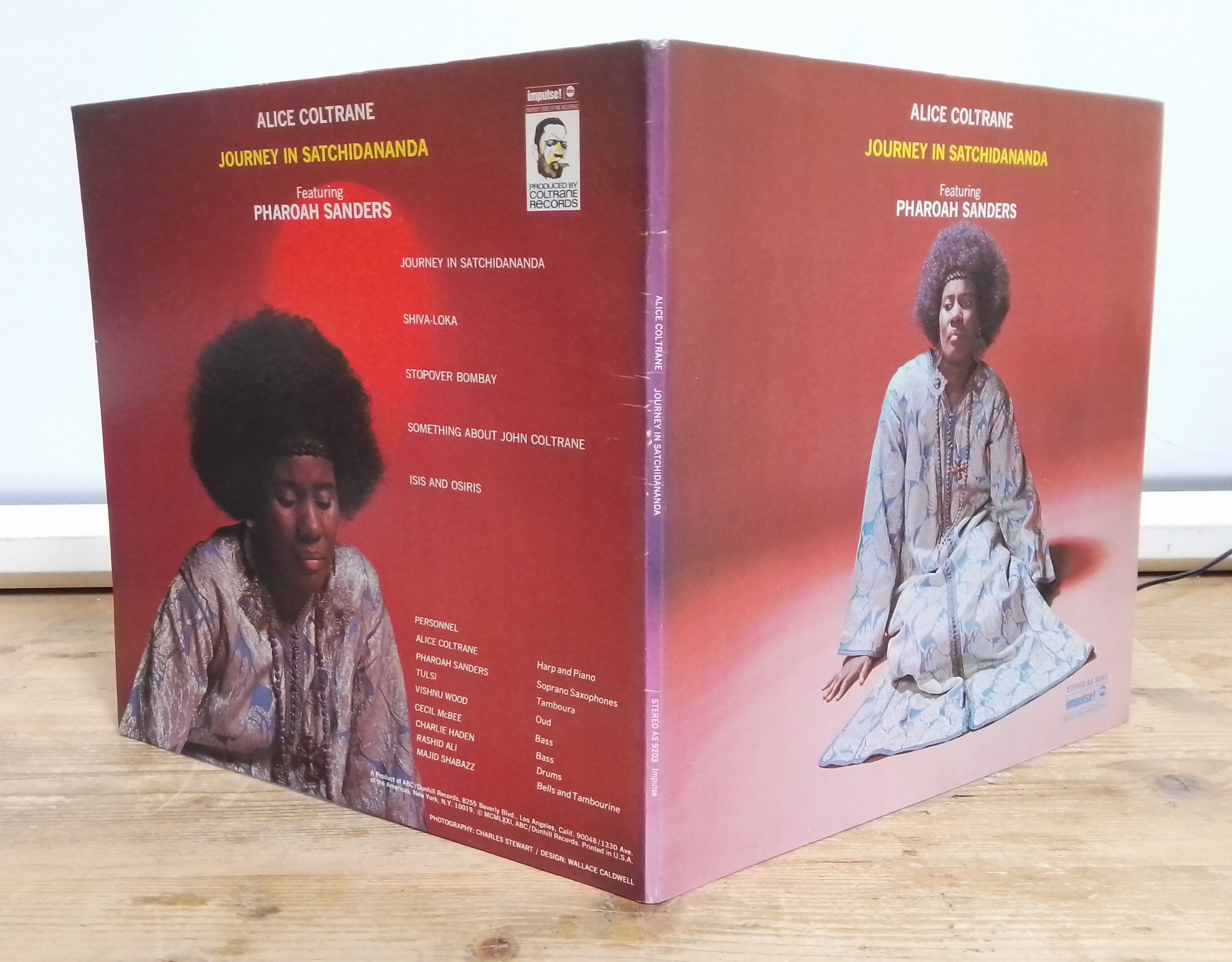 Alice Coltrane Featuring Pharoah Sanders - Journey In Satchidananda, gatefold stereo LP, 1st - Image 5 of 5