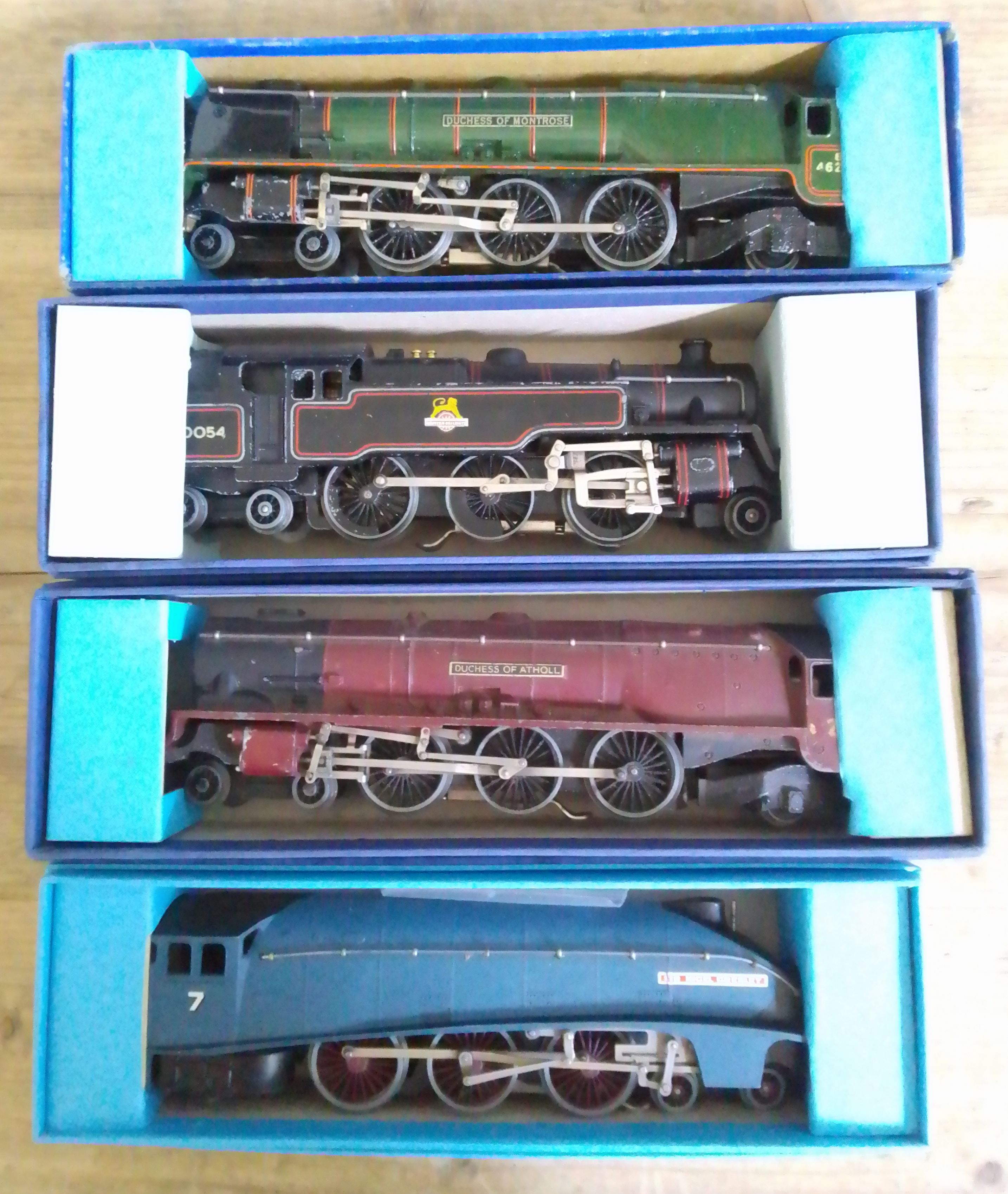 A group of four Hornby Dublo 3 rail locomotives comprising EDL2 Duchess of Atholl, EDL1 Sir Nigel