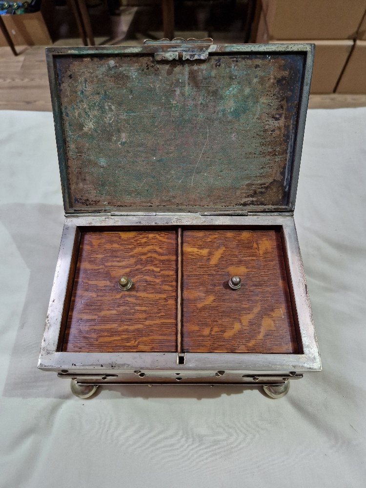 A silver plated oak tea caddy, circa 1900, the tope engraved with butterflies and acorns. - Image 7 of 7