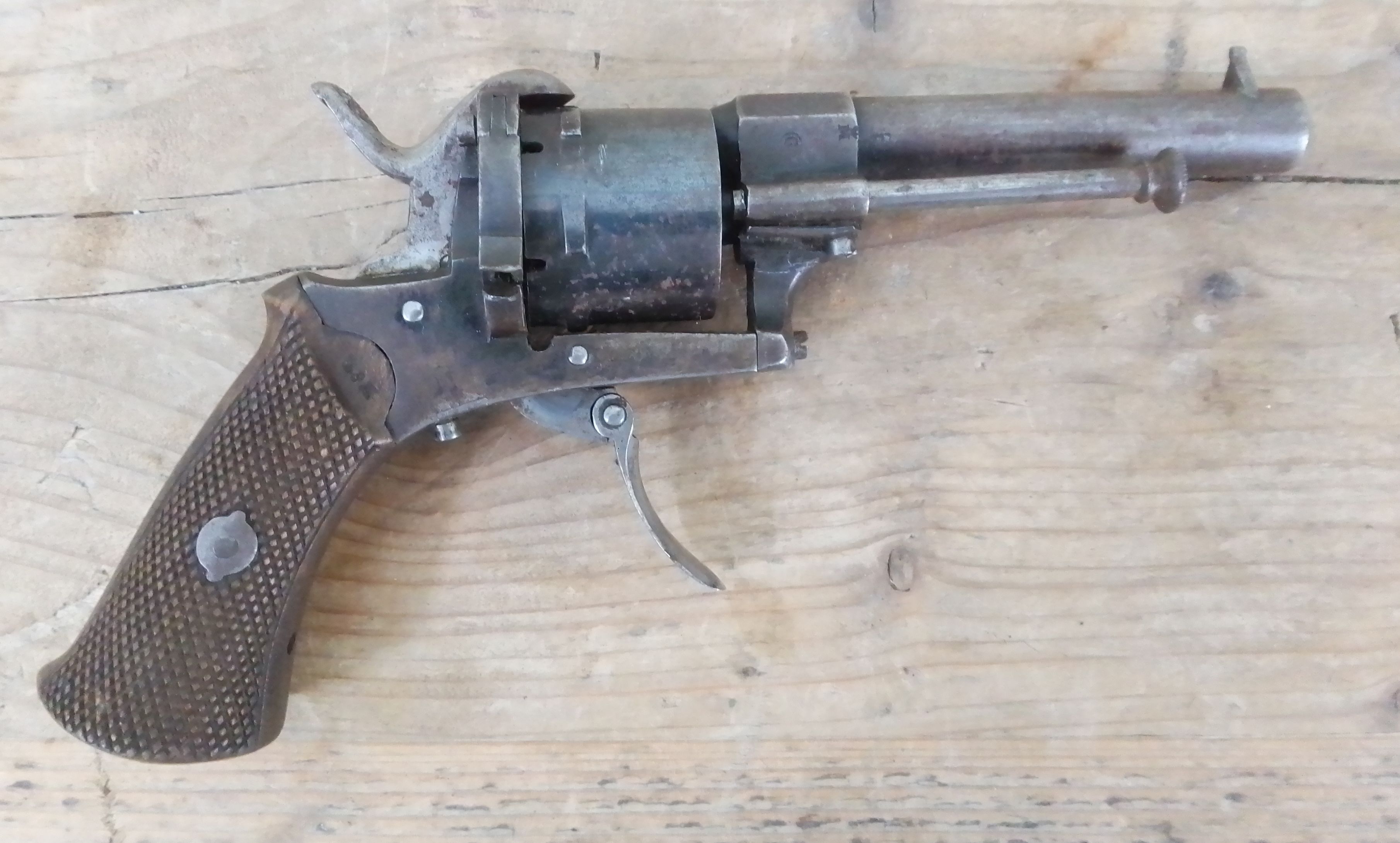 An antique Belgian 7mm pinfire revolver, length 18cm.
