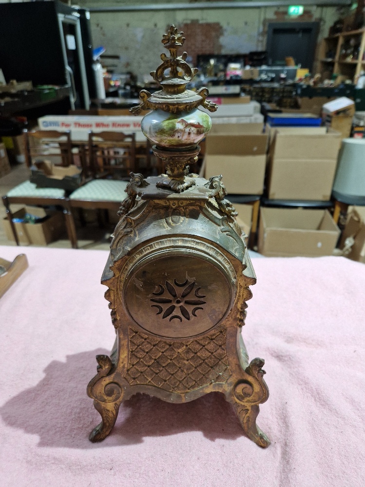 A French late 19th century ormolu and porcelain mantle clock. - Image 3 of 8